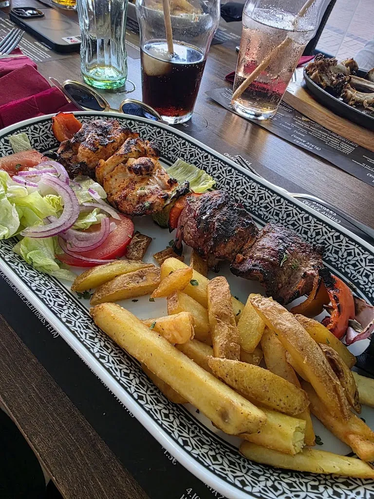 Victor Gard_Lotus Steak & Burger House_Fuengirola_review