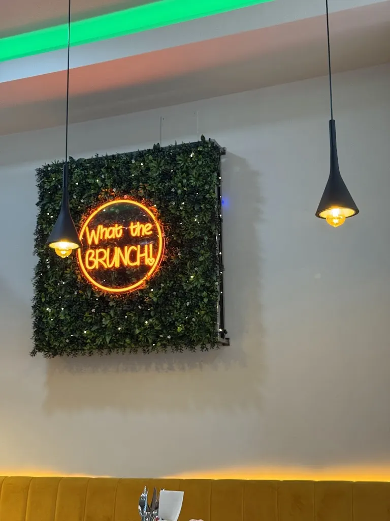 Maryem Rhouni_What the Brunch Fuengirola._Fuengirola_review