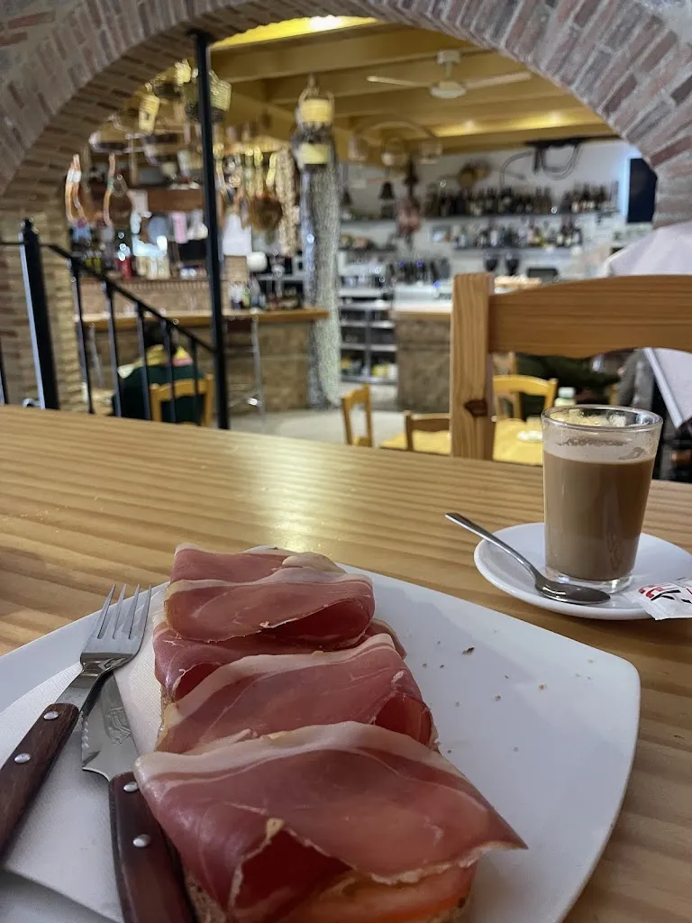 Mel Moss_Bar La Flamenca_Jubrique_recensione