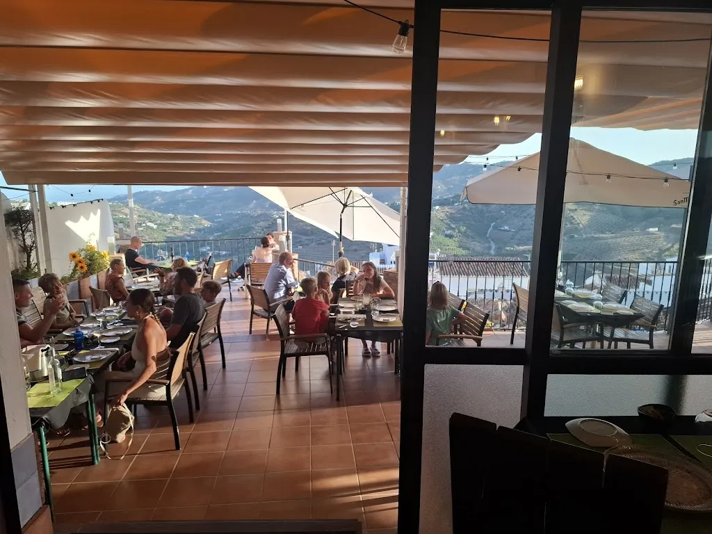 Elisa Numminen_El Adarve_Frigiliana_review