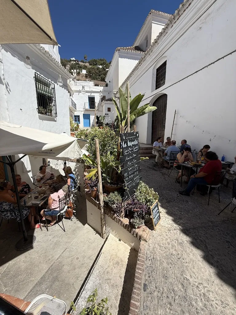 Charlotte Rowenna_Restaurant La Taperia Frigiliana_Frigiliana_review