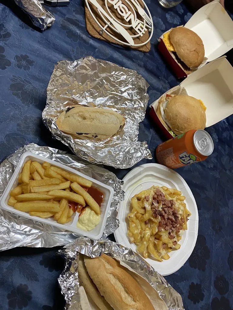 Burger Terraza Beach II - Hamburguesas y Tapas_Mutxamel_slider_image_1