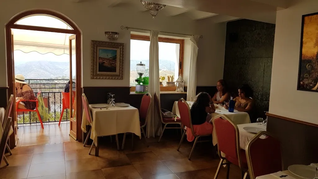 El Casino_Frigiliana_slider_image_1