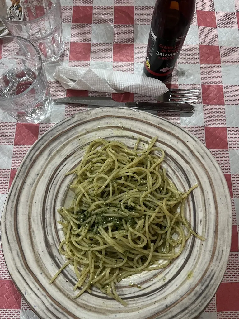 Isabelle Douglas-Ward_Bar Pizzería Da Giuseppe_Frigiliana_review