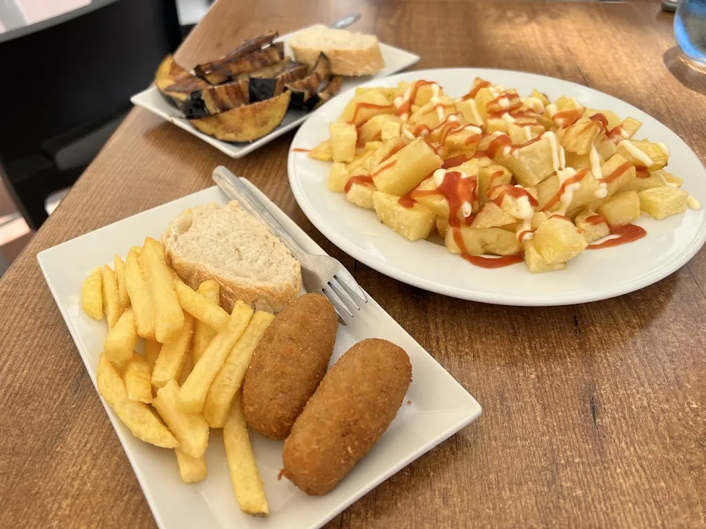 George L_Restaurante El Comendaó_Frigiliana_review