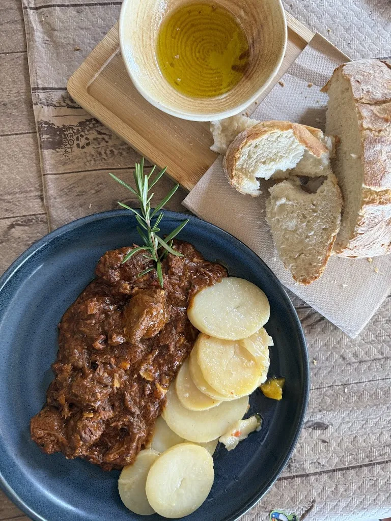 Pavla Machova_Bar El Acebuchal_Frigiliana_review