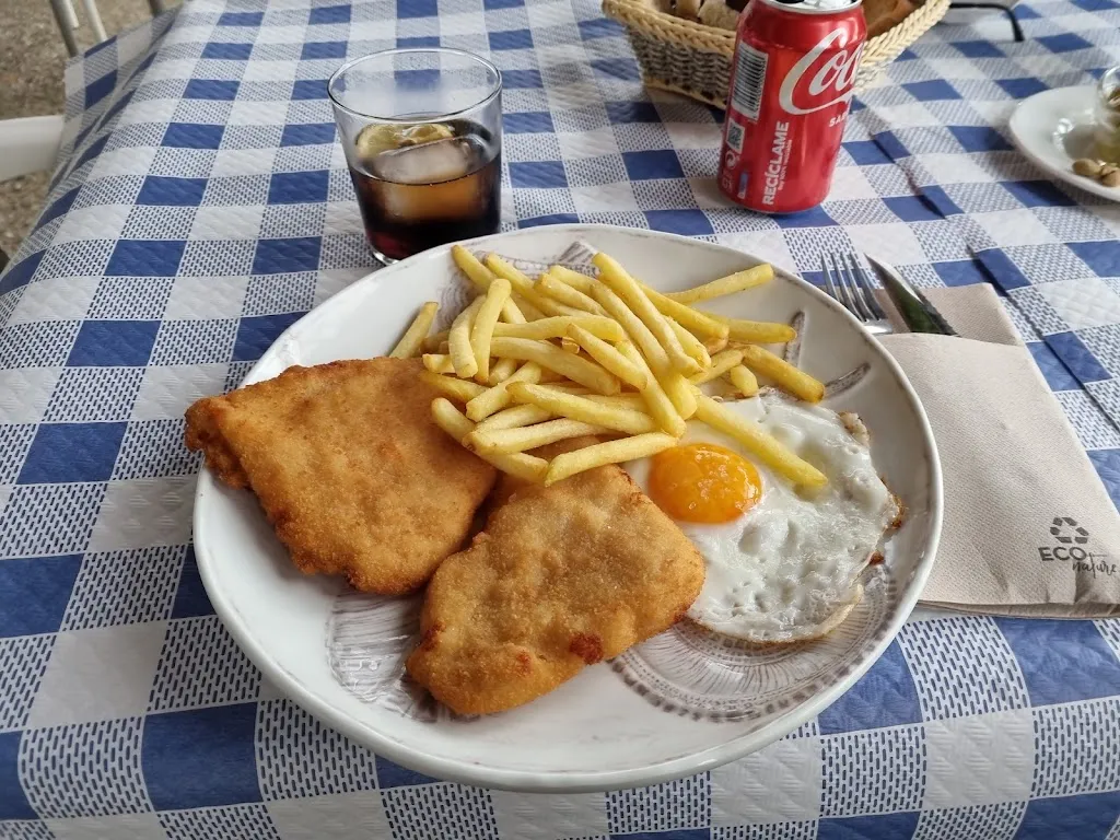 Jason Hoyle_bar restaurante casa blanca_Júzcar_review