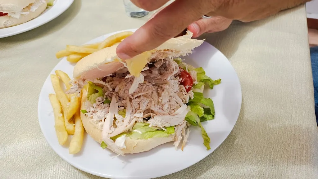 Menu_Bar Restaurante Pensacola_Macharaviaya_image_5