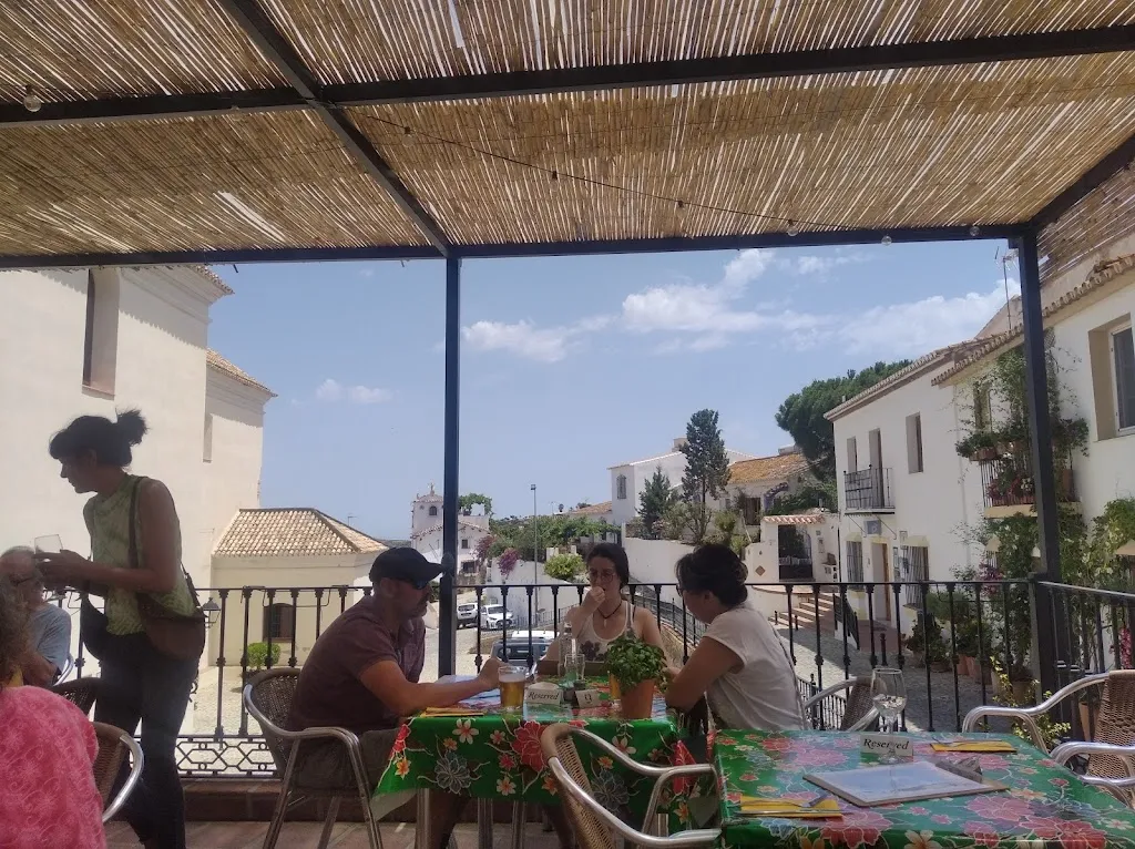 mark shurey_Macharatunga_Macharaviaya_review