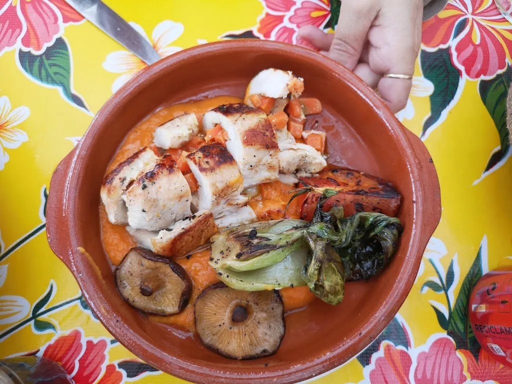 F.orfreire Ortega Freire_Macharatunga_Macharaviaya_review