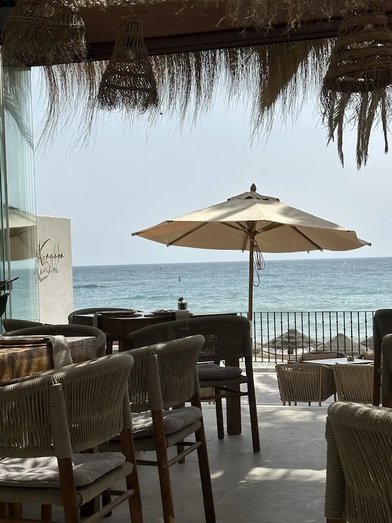 Kanaloa Marbella | Restaurante en Marbella_Marbella_slider_image_3