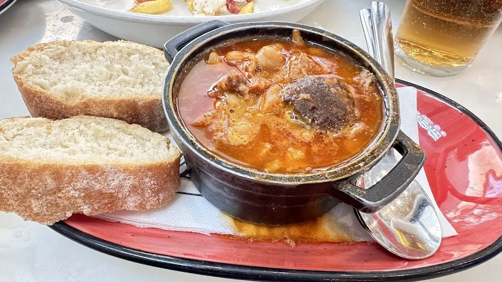 Taberna Casa Blanca_Marbella_slider_image_3