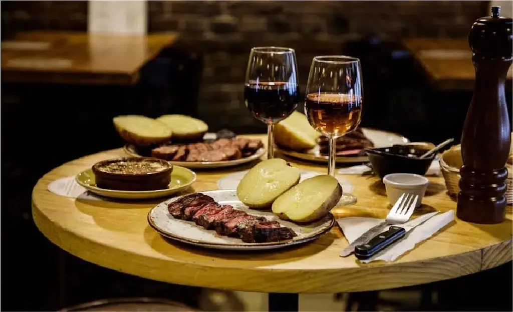 Michael Bailey Estate Agent Powered By Keller Williams_HACIENDA PATAGONICA Tapas Grill_Marbella_review