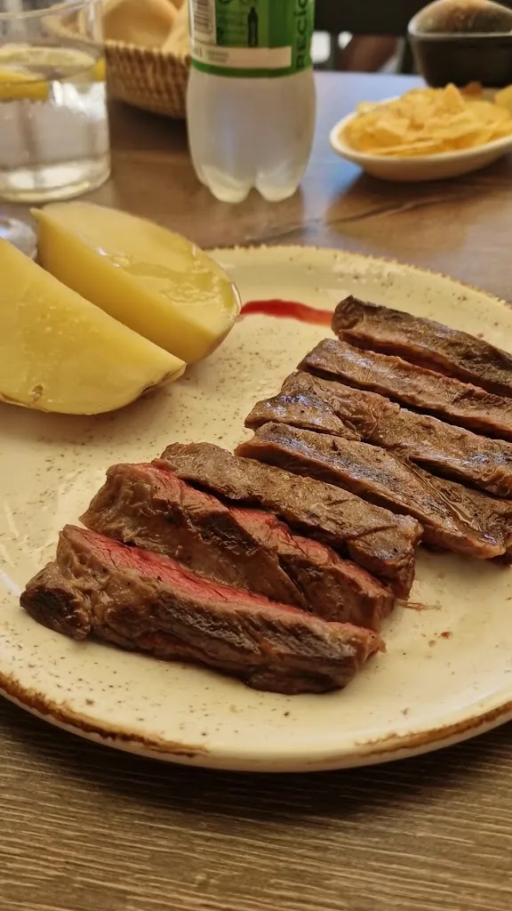 HACIENDA PATAGONICA Tapas Grill_Marbella_slider_image_2