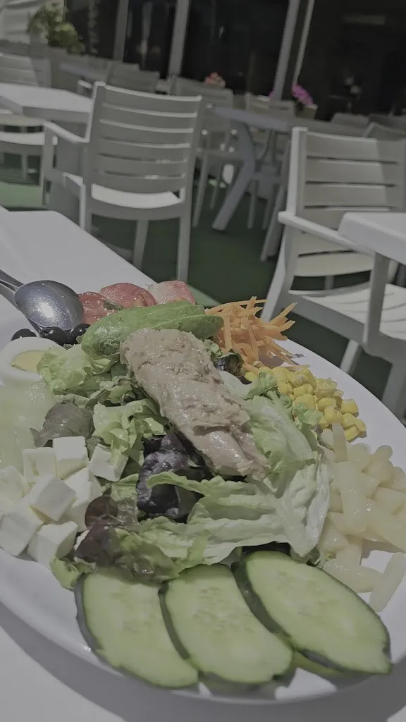 Elena Vermes_Playa Europa_Marbella_recensione