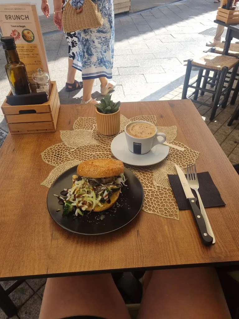 Emily Brock_Luxalad Salad Bar Marbella_Marbella_review