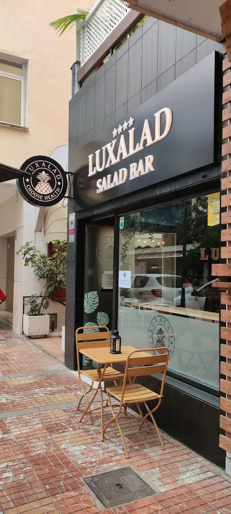 Luxalad Salad Bar Marbella restaurant in Marbella