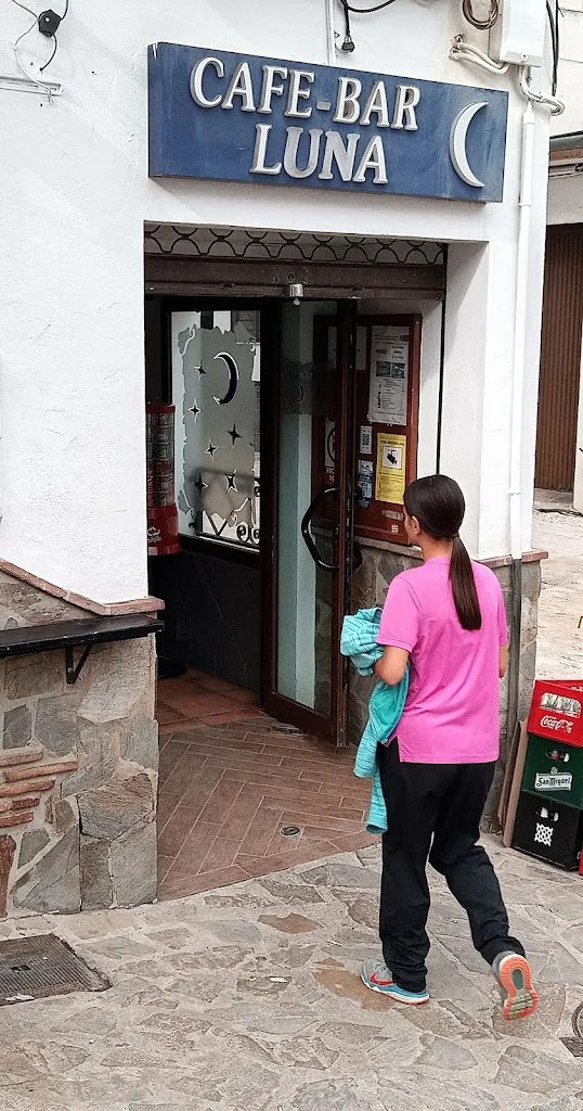 Café Bar Luna restaurant in Monda