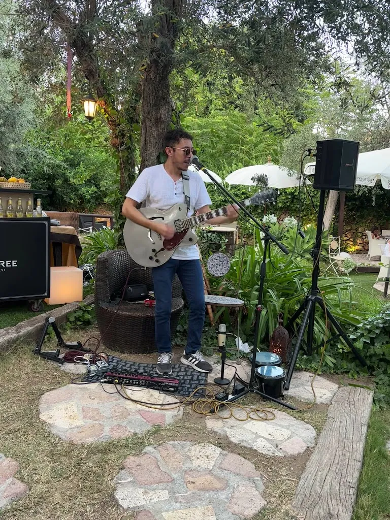 Yashira Ortiz_The Secret Garden - Mijas_Mijas_review