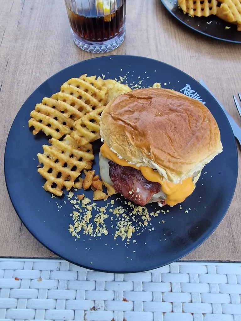 Menu_Radikal Street Food_Mijas_image_7