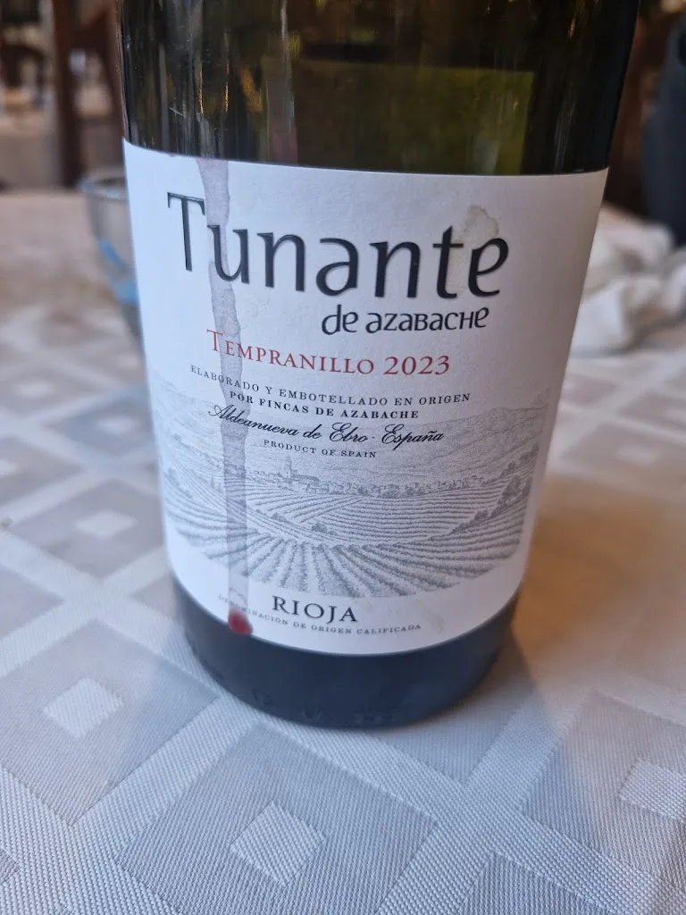 Deirdre Spectrum_The Snug_Mijas_review