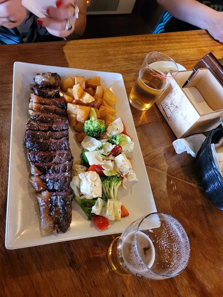 Bar restaurante Lorente Rock restaurant in Ojén