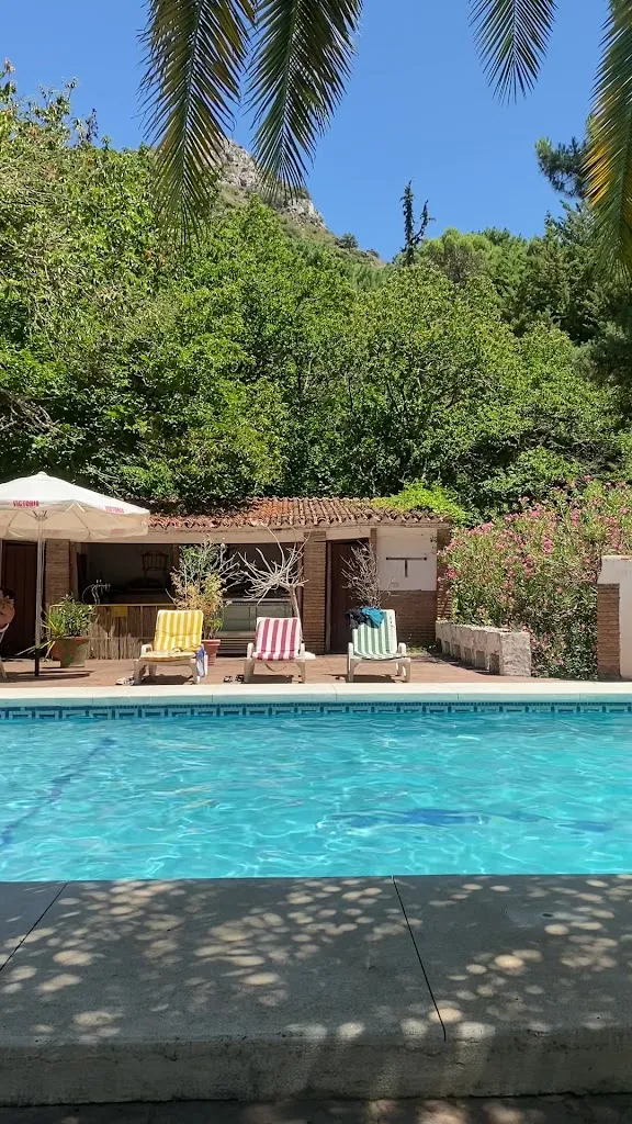 Refugio De Juanar_Ojén_slider_image_1