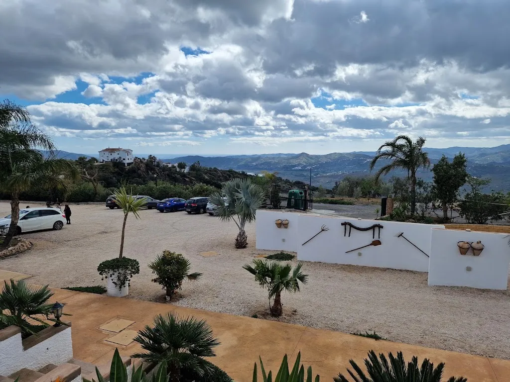 FINCA OASIS LAS PALMERAS_Periana_slider_image_3