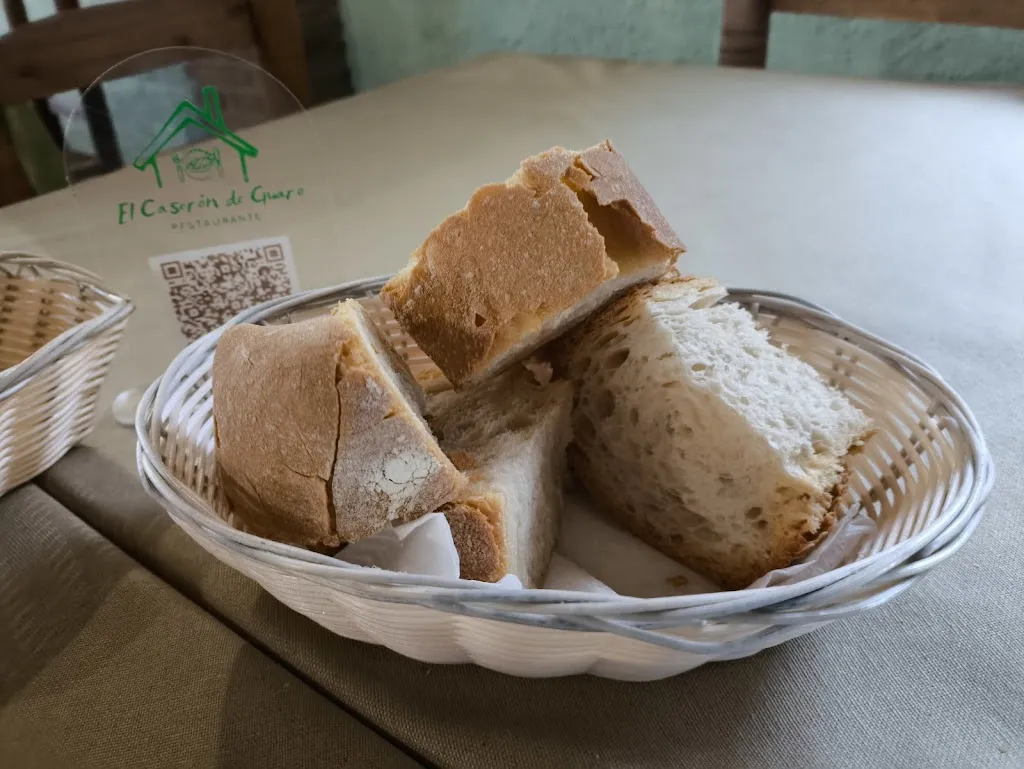 Omaly Arrabalero_El Caserón de Guaro_Periana_review