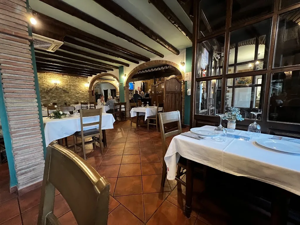 El Charco_Periana_slider_image_1