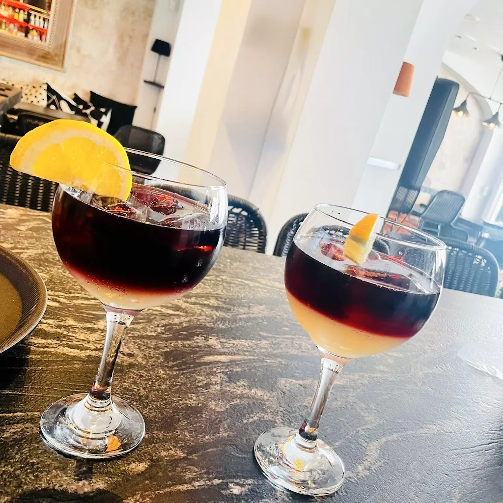 VINTAGE Bar & Restaurant_Manilva_slider_image_2