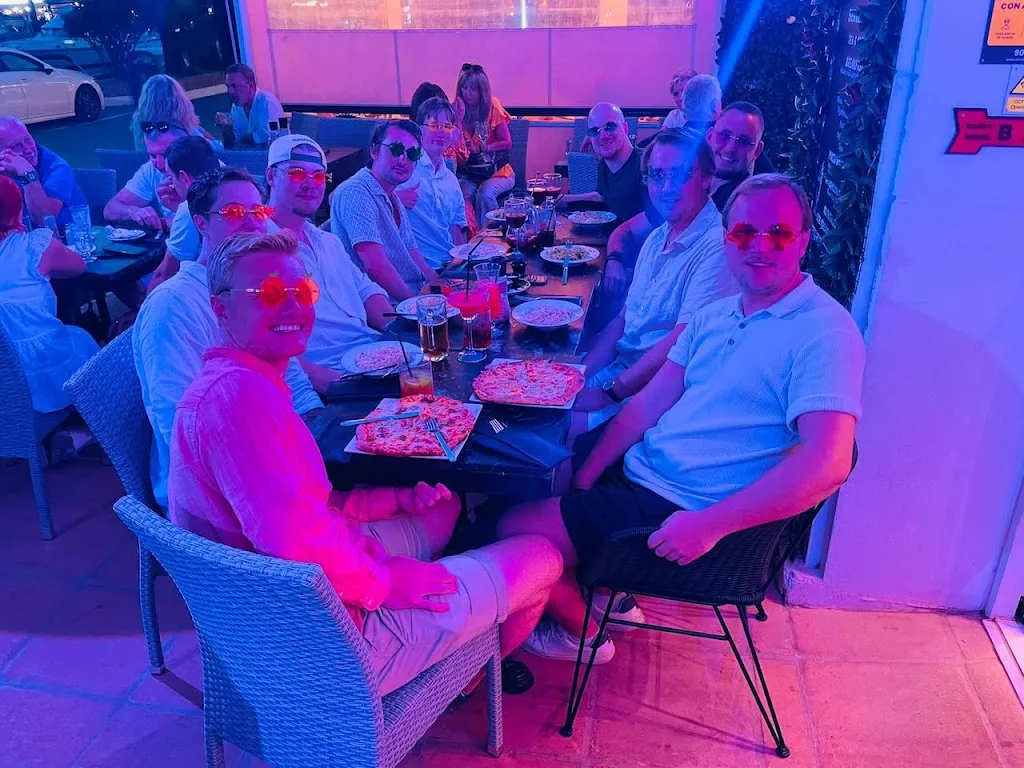 VINTAGE Bar & Restaurant_Manilva_slider_image_3