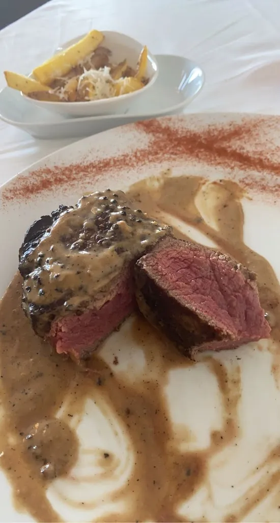 La Wu_Oliver Twist Restaurant_Manilva_review