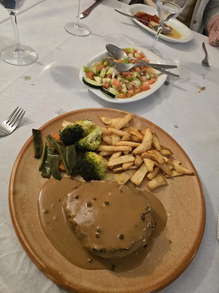 Gareth Martin_Restaurante Delfines_Manilva_review