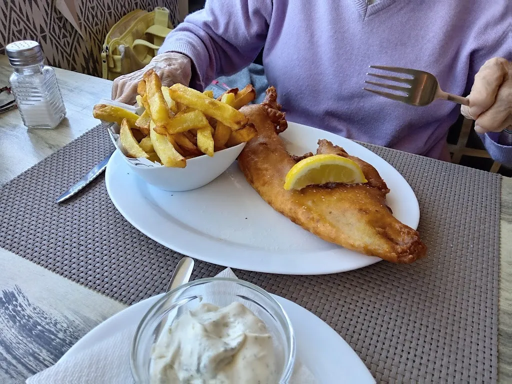 Steve Kellett_Marlows Fish & Chips_Manilva_review