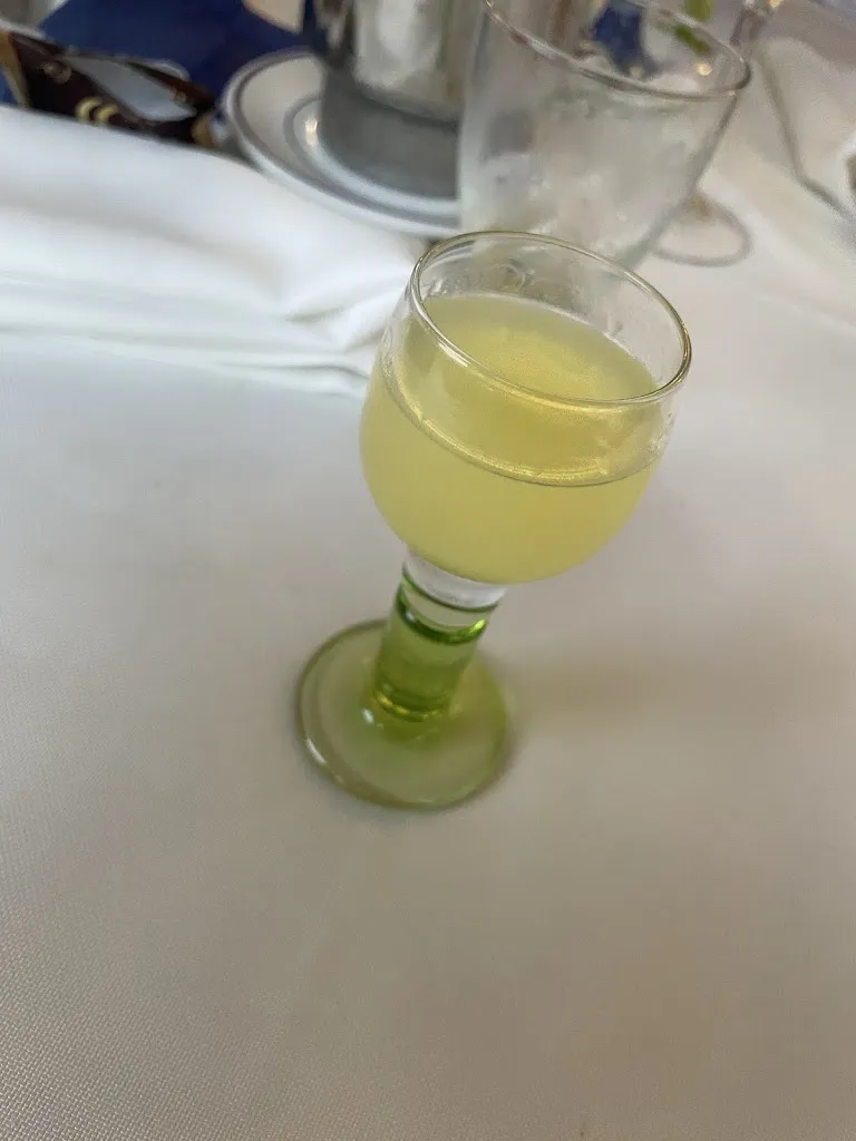 Madeleine Lockwood_Parapiros Restaurante Pizzeria_Manilva_review