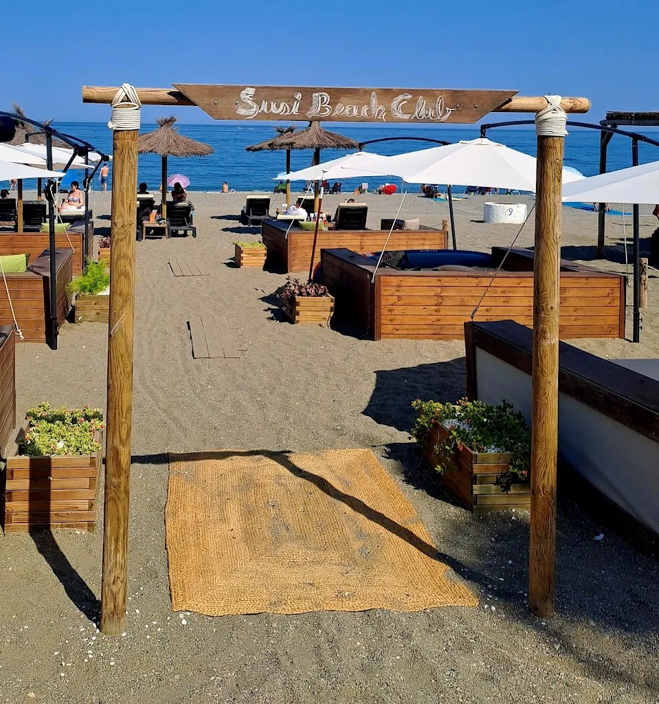 Martin Kyle Jensen Kellerman_Susi GastroTapas Beach House_Manilva_review