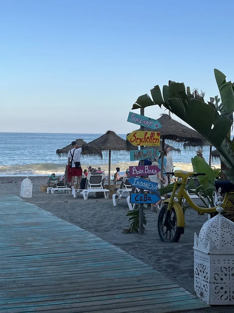 Adam White_Amaka Beach Chiringuito_Manilva_review