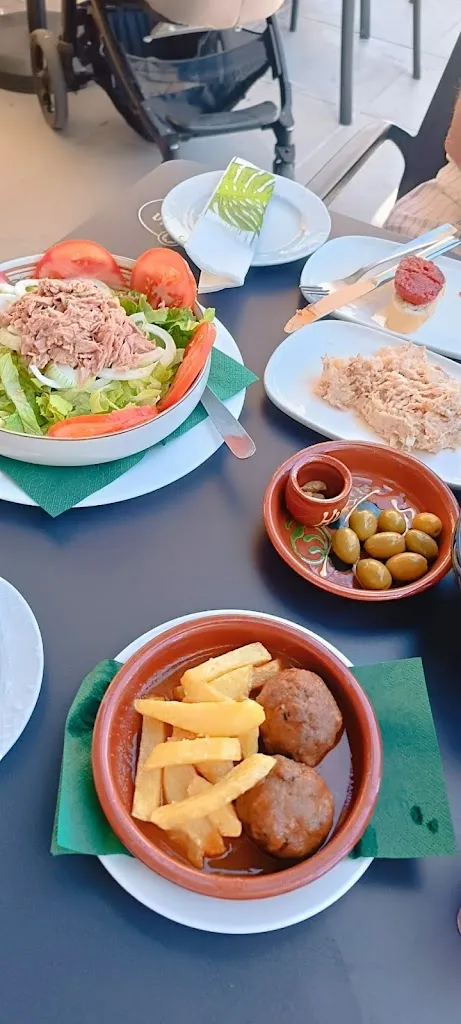 Andrew Webster_MESON ANDALUZ_Manilva_review