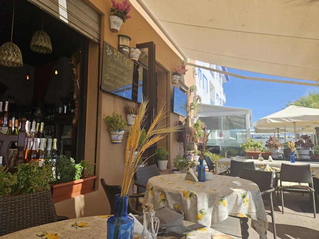 Karabas Grill_Manilva_slider_image_3