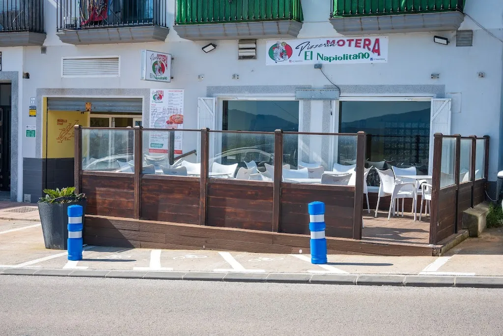 PIZZERIA MOTERA EL NAPIOLITANO restaurant in Manilva