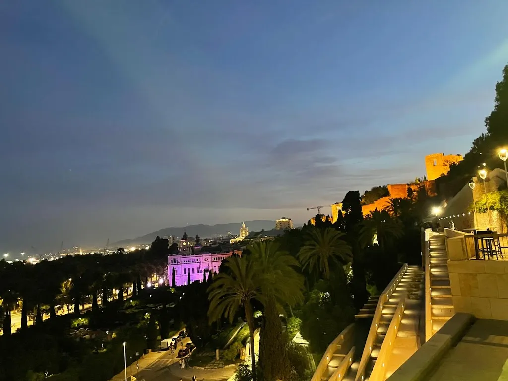 tony jackson_Mi Niña Lola | Restaurante en Málaga_Málaga_recensione