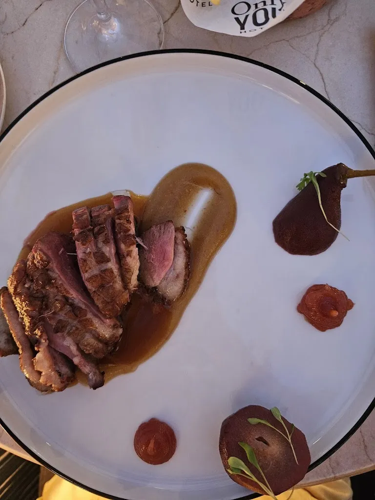 Anna Sokolova_Restaurante Lola_Málaga_review