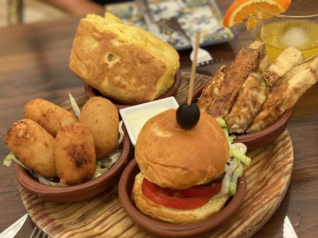 Eva Jahelka Filipp_Picasso Bar Tapas_Málaga_review