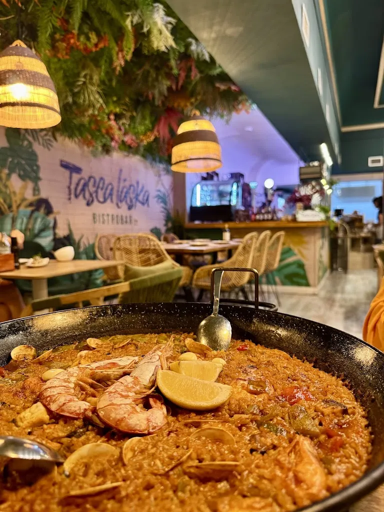 Abderrahim MARGHDINE_Tasca láska_Málaga_review