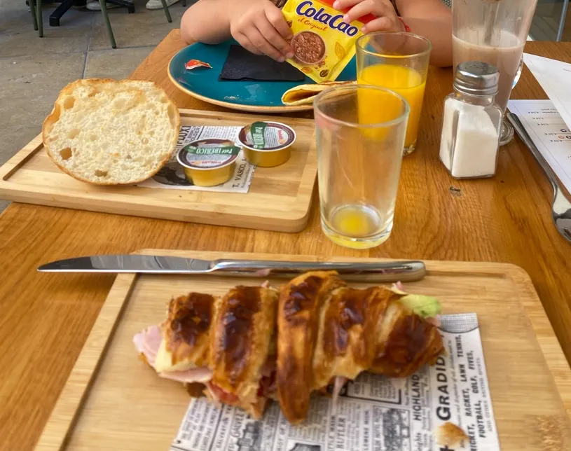 Dinara Rafikova_Restaurante Bendito_Málaga_review