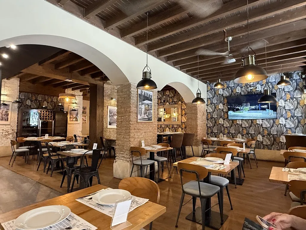 Los Marangós Niño de Guevara - Tapas y Comida Española_Málaga_slider_image_3