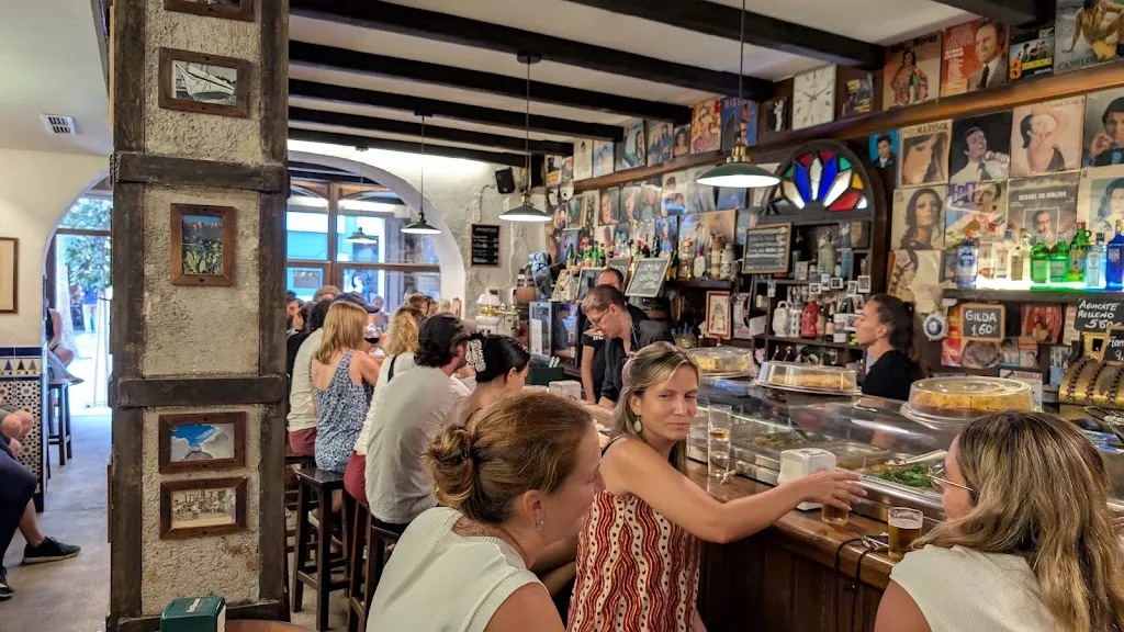 Roman Filipowicz_Bar La Tranca_Málaga_review