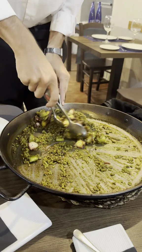 Aakash Anuj_Buenavista Gastrobar & Tapas_Málaga_review