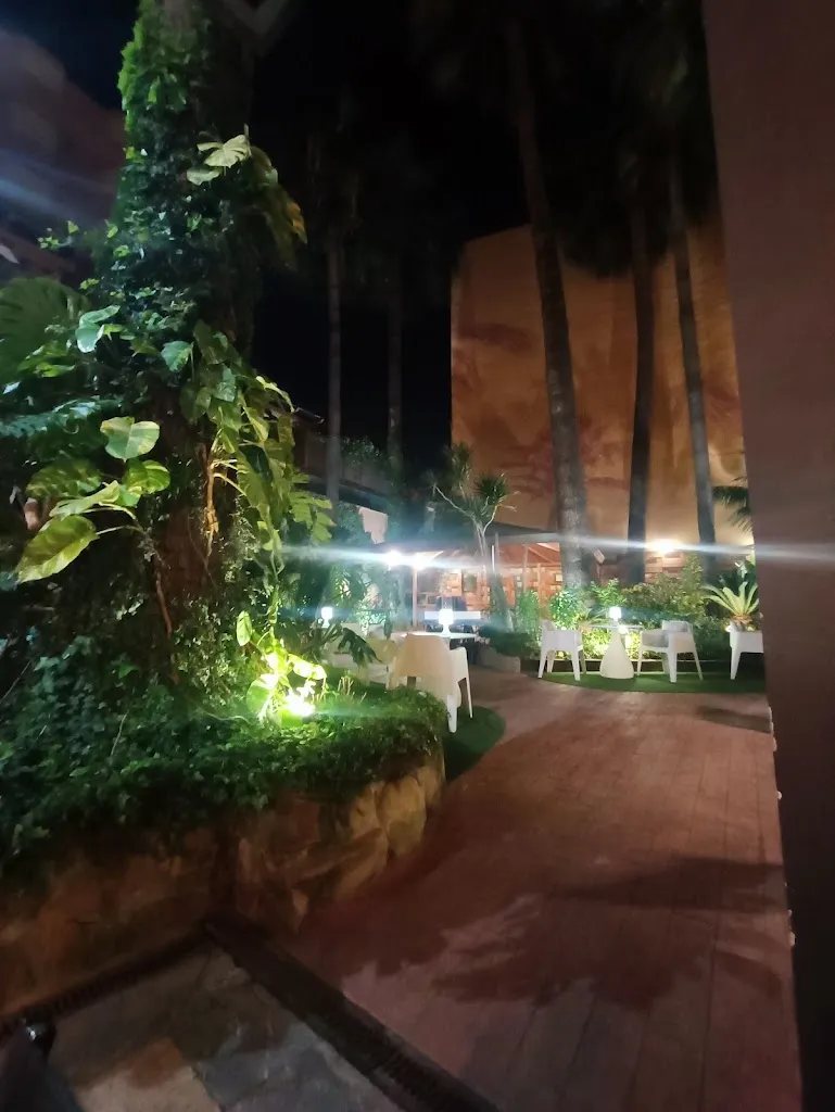 Maria Bowes Carroll_Restaurante Montana_Málaga_review